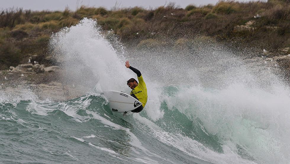 Aritz Aranburu tendrá su estrella en el ‘Surfing Walk of Fame’