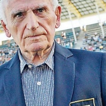 Murió exfutbolista argentino Juan José Pizzuti, leyenda de Racing Club
