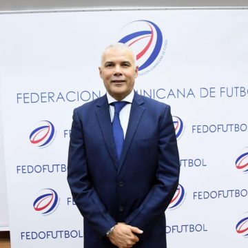 Rubén García es nuevo presidente de Fedofutbol