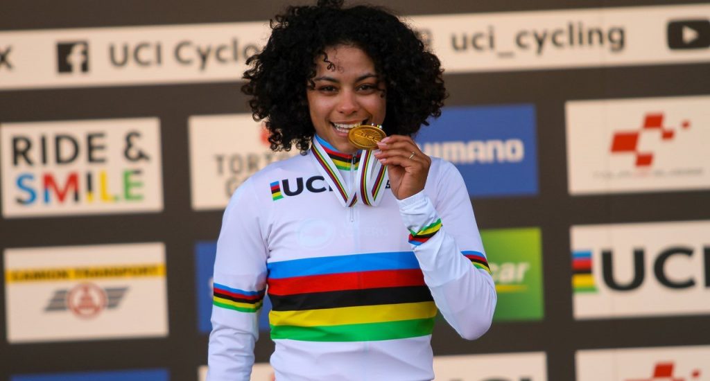 Ciclista dominicana obtiene medalla de oro en Campeonato Mundial de Ciclocross