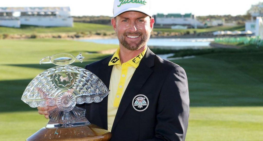 Golfista estadounidense Webb Simpson triunfa en torneo PGA Tour ;Rahm acaba noveno