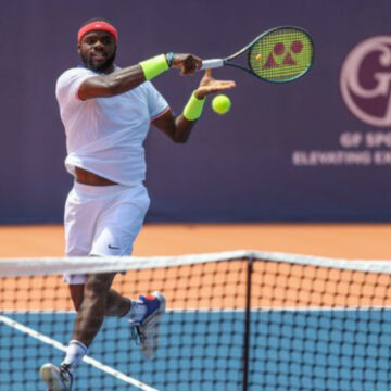 Tiafoe, sexto tenista positivo por coronavirus, se borra de la exhibición de Atlanta