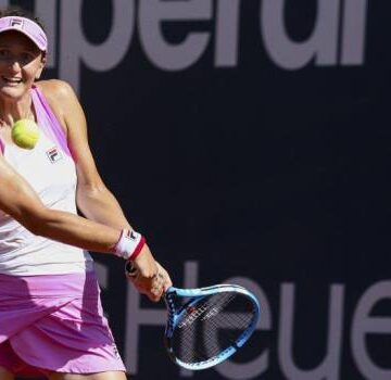 Sin saludos, las giras de tenis se reanudan en el Abierto de Palermo