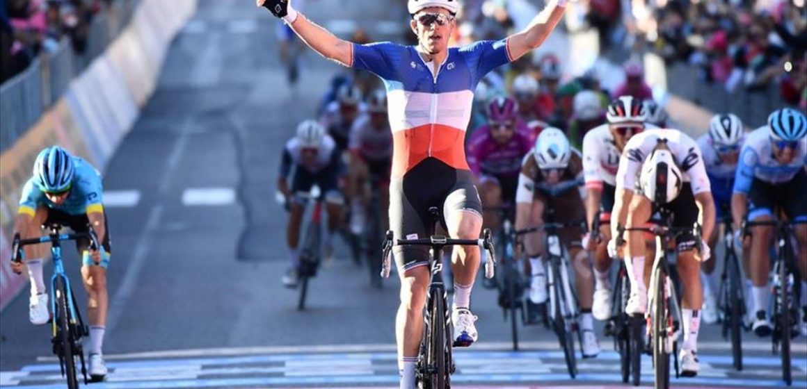 Arnaud Demare gana sexta etapa giro de italia 2020