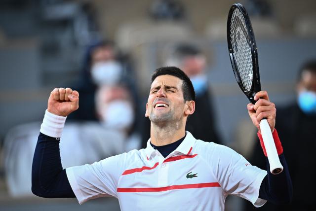 Djokovic avanza a 5ta final en Roland Garros con victoria en 5 sets sobre Tsitsipas