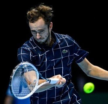 Medvedev derrota a Schwartzman y llega invito a semifinal del Nitto ATP Final 2020