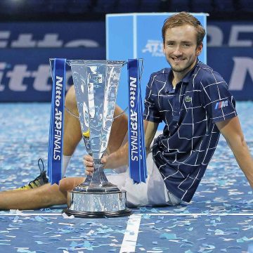 Medvedev hace historia al ganar Invicto Nitto ATP Final 2020 venciendo en el camino a los tres mejores del ranking mundial