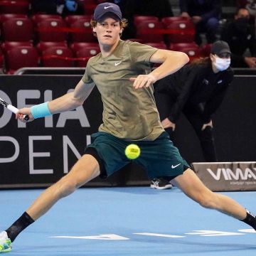 Sinner y Pospisil llegan a final en Tenis Sofia Open 2020