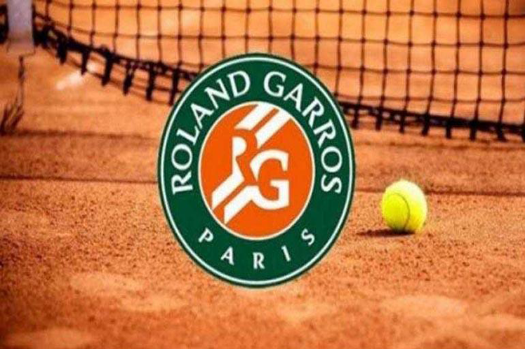 Rolland Garros pospuesto una semana por COVID-19