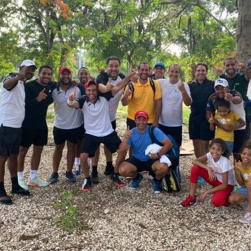 “Saltamontes” vuelve a ganar Team Tennis RD