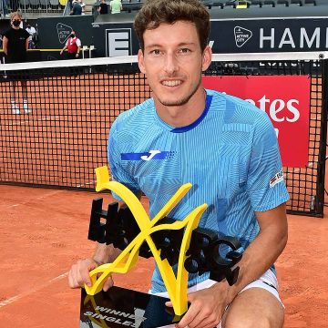 Carreño Busta gana 2do título del año en Tenis de Hamburgo