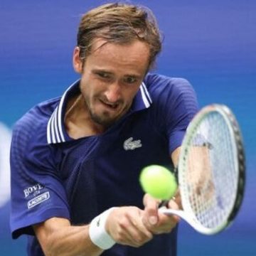 Medvedev: «Cada punto es importante en Copa Davis»