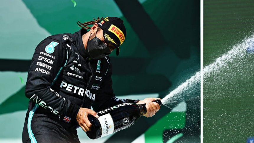 hamilton p HAMILTON: “LO MÁS IMPORTANTE ES PELEAR DURO”