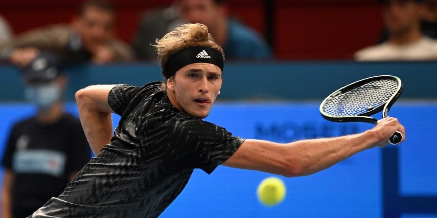 Zverev se cita con Djokovic en semifinales del ATP Finals
