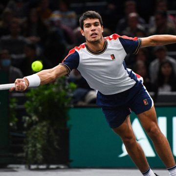 Alcaraz gana a otro ‘top10’ en París