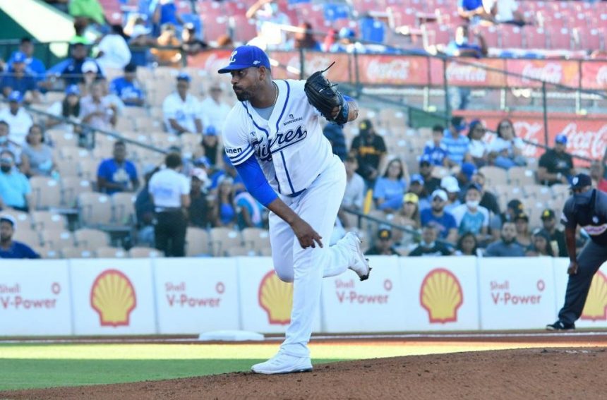 César Valdez domina Águilas, Estrellas siguen volando alto, Escogido blanquea Gigantes