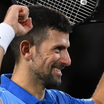 Djokovic aseguró el No.1 del mundo con victoria ante Rune en día 1 ATP Finals