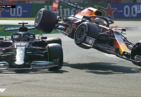 La FIA absuelve a Max Verstappen y culpa a Lewis Hamilton.