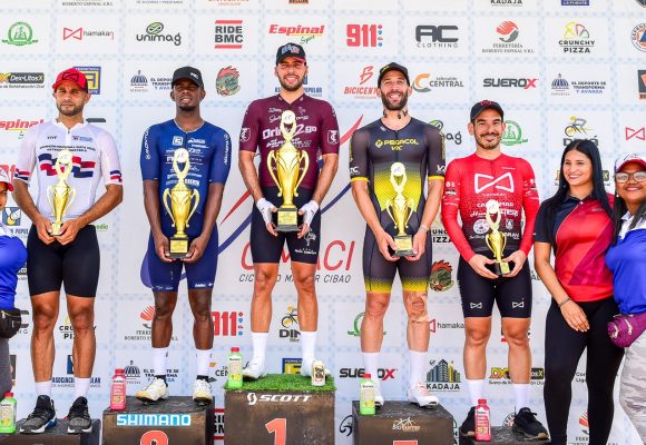 Ramón Adames y Stephany Contreras se coronan campeones en 5ta Ciclismo Máster del Cibao