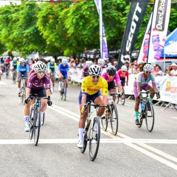 Kelvin Suriel, Junior Ovalle y María Vega ganan 6ta Carrera Puntuable de Liga Ciclismo Máster del Cibao