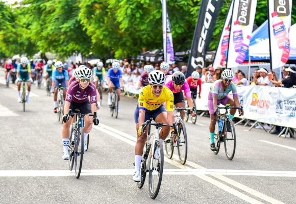 Kelvin Suriel, Junior Ovalle y María Vega ganan 6ta Carrera Puntuable de Liga Ciclismo Máster del Cibao